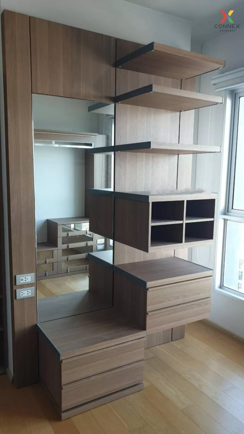 เช่าคอนโด  ไฮฟ์ สาทร BTS-กรุงธนบุรี คลองต้นไทร เขต คลองสาน กรุงเท