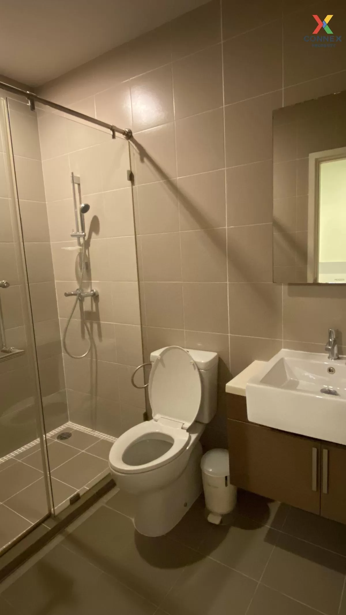 FOR RENT condo , Hive Sathorn , BTS-Krung Thon Buri , Khlong Ton 