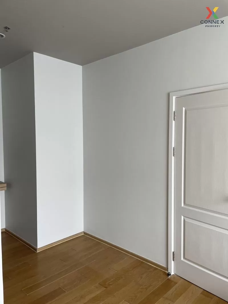 ขายคอนโด  ไฮฟ์ สาทร BTS-กรุงธนบุรี คลองต้นไทร เขต คลองสาน กรุงเทพ