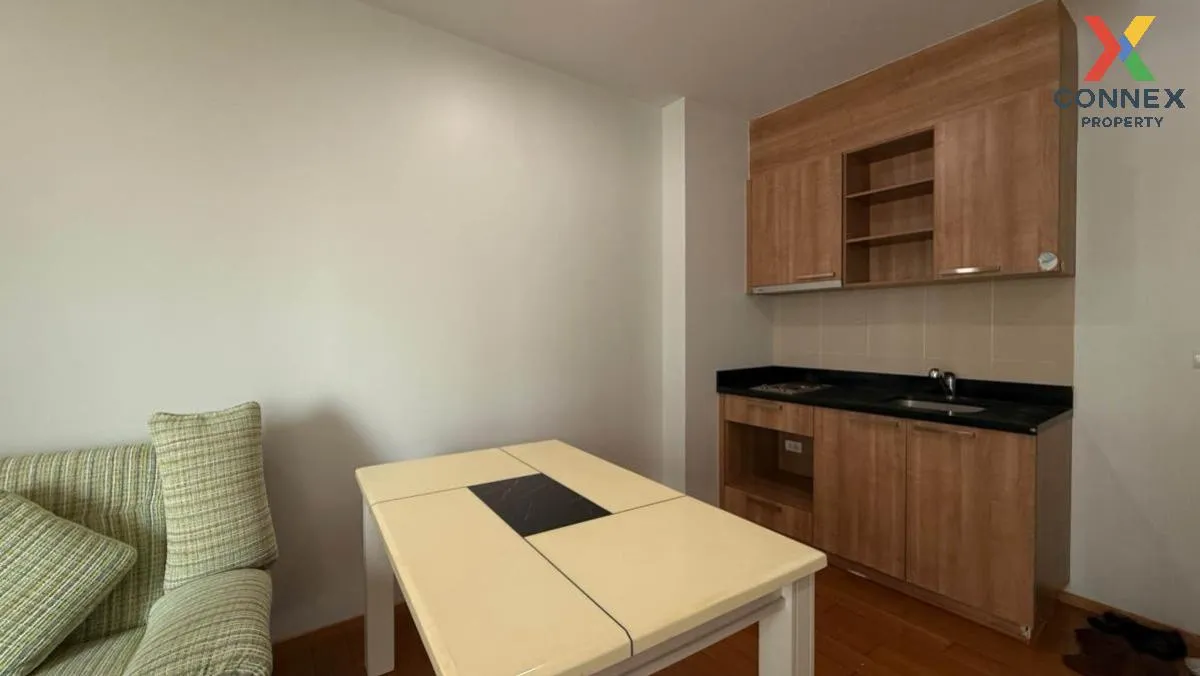 For Sale Condo , Hive Taksin , BTS-Wongwian Yai , Khlong Ton Sai  2