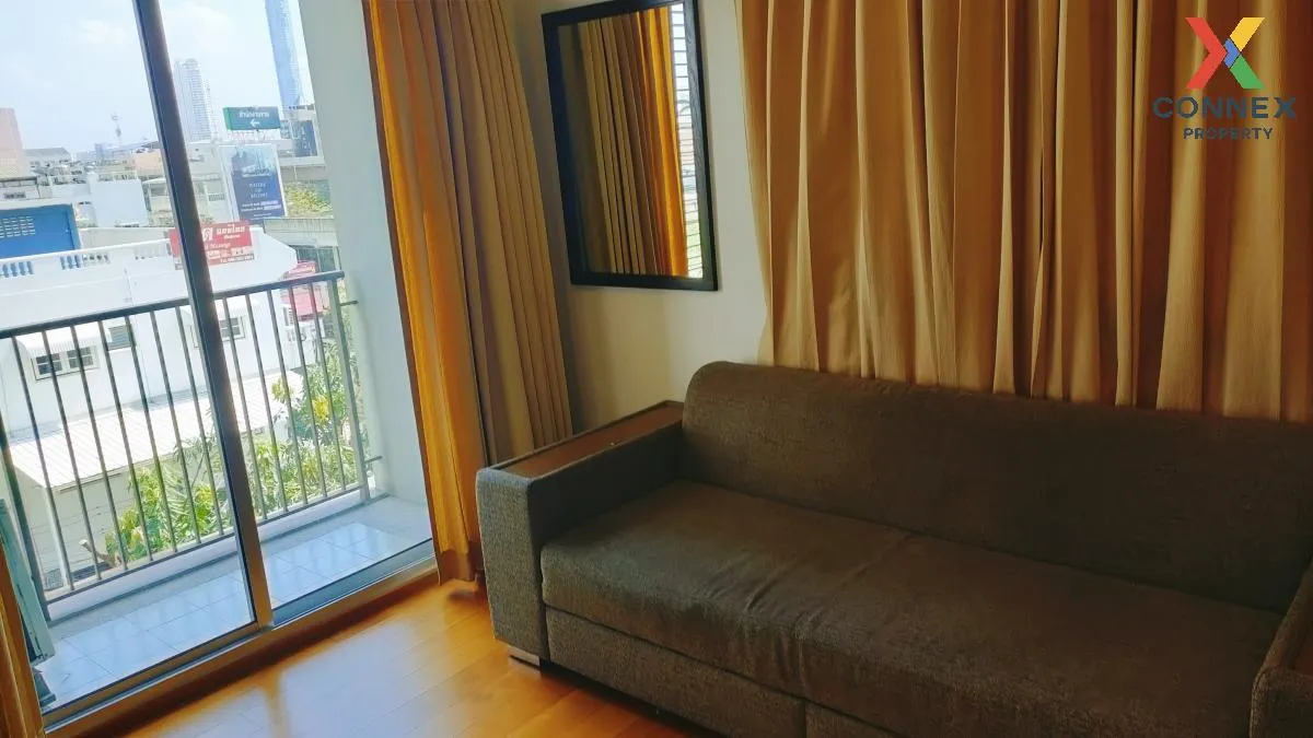 For Sale Condo , Hive Taksin , BTS-Wongwian Yai , Khlong Ton Sai  3