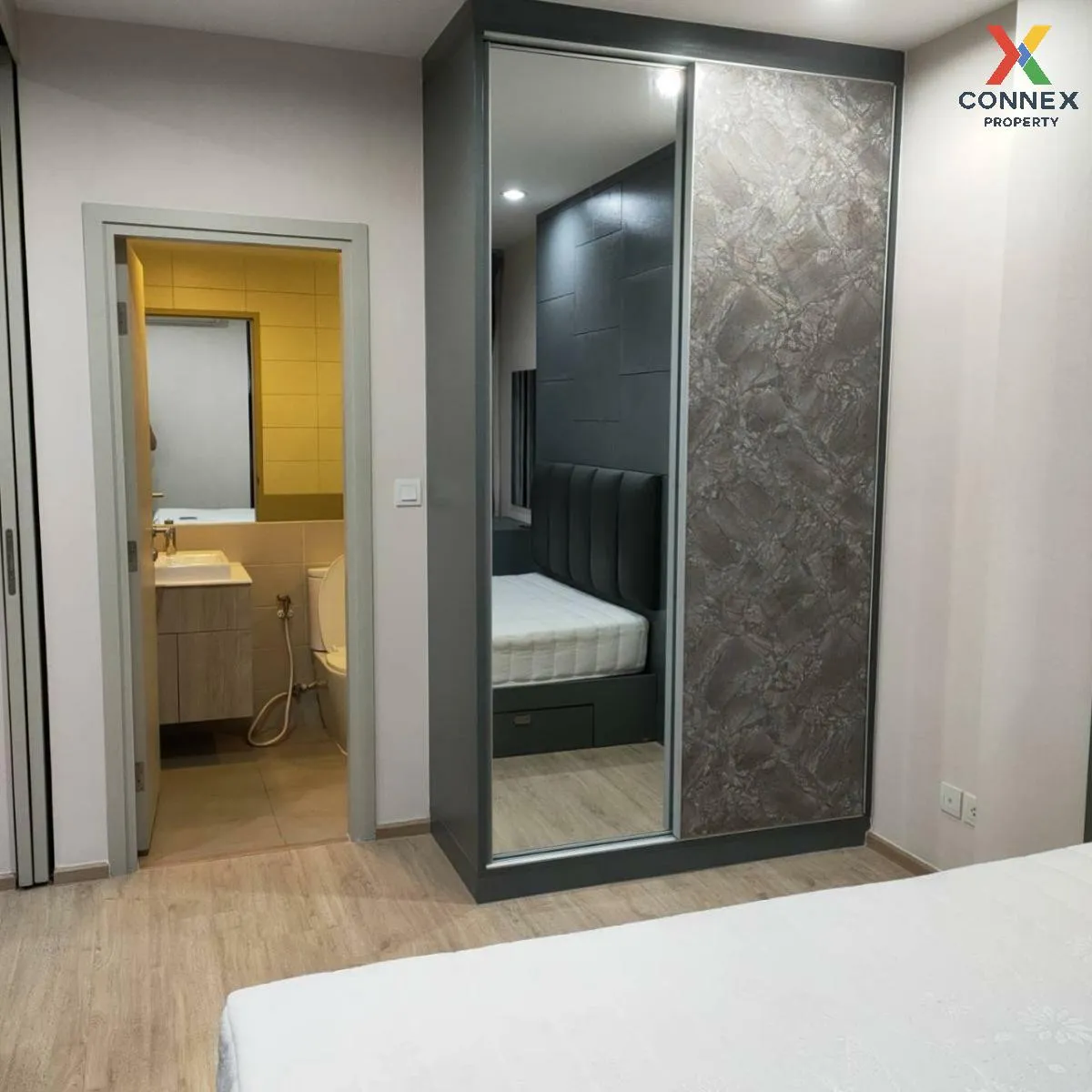 FOR RENT condo , Ideo Q Chula-Samyan , MRT-Sam Yan , Bang Rak , B