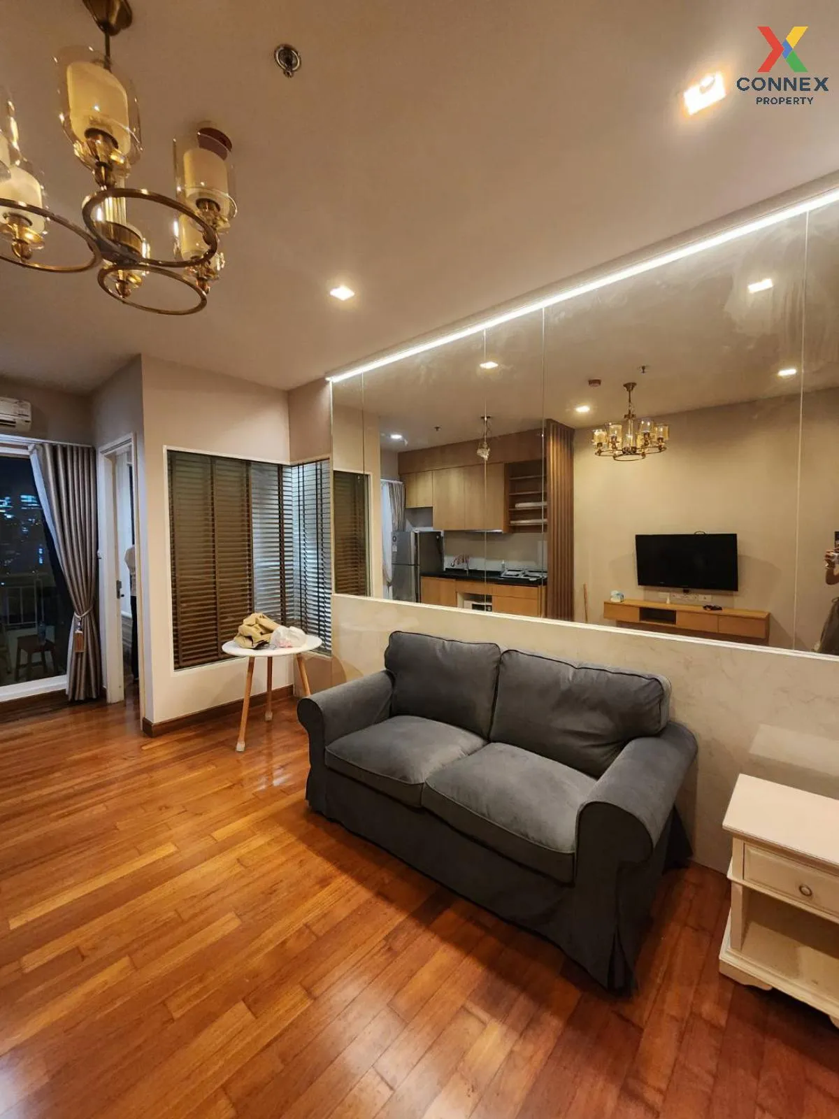 เช่าคอนโด  ไอวี สาทร BTS-ช่องนนทรี สีลม เขต บางรัก กรุงเทพ CX-619 1