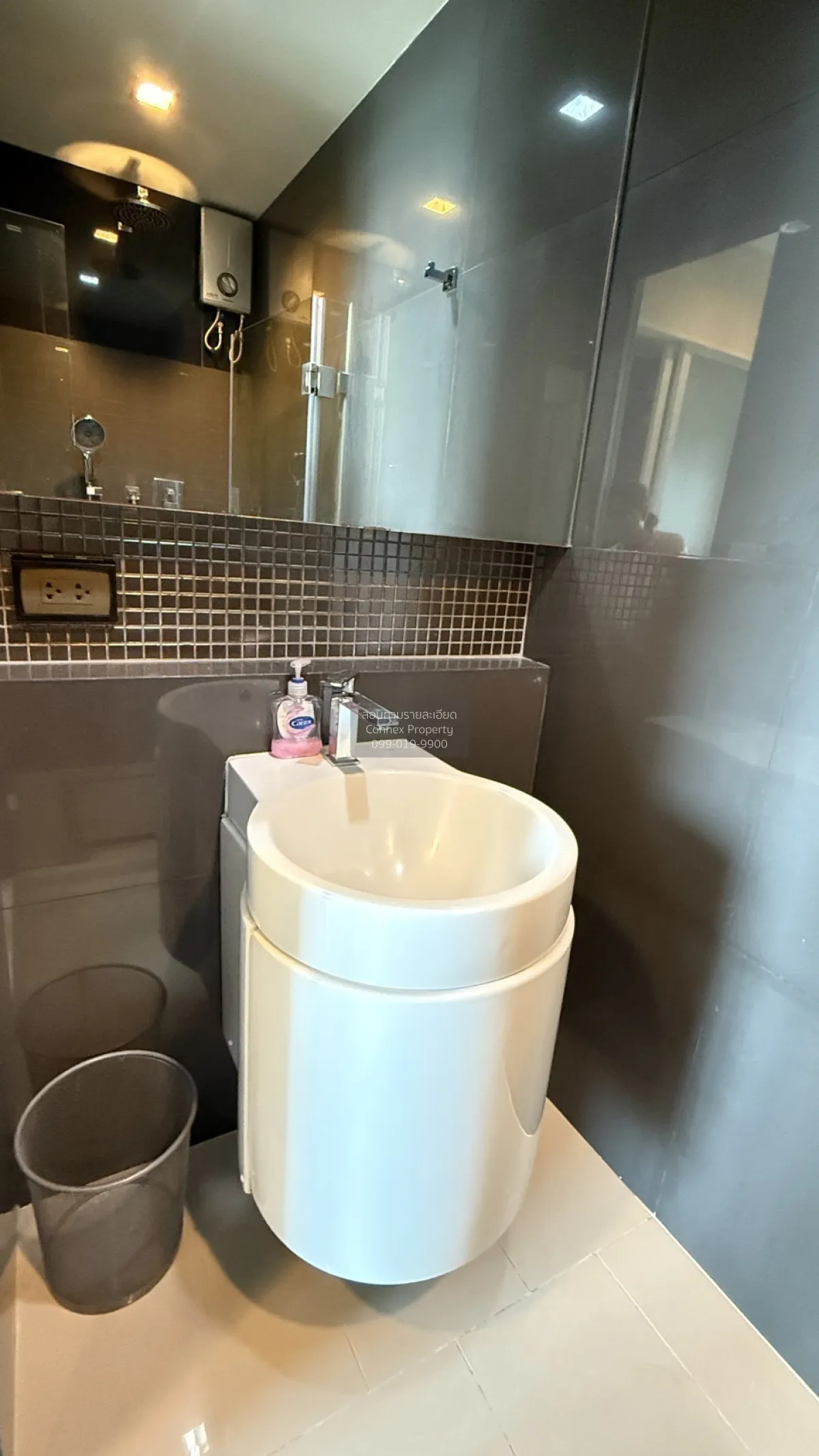 FOR RENT condo , Rhythm Phahol - Ari , BTS-Saphan Khwai , Sam Sen