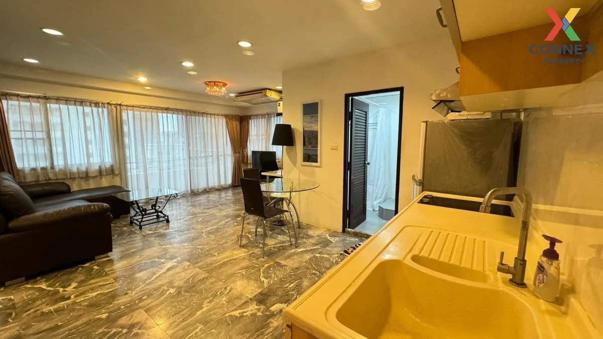 FOR RENT condo , Saranjai Mansion , high floor , BTS-Nana , Khlon