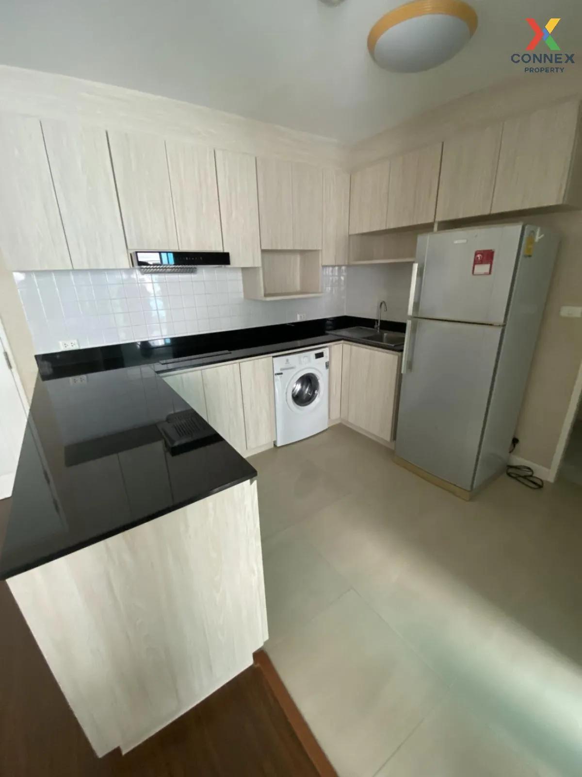 FOR RENT condo , Sathorn Plus by the Garden , MRT-Khlong Toei , C 3