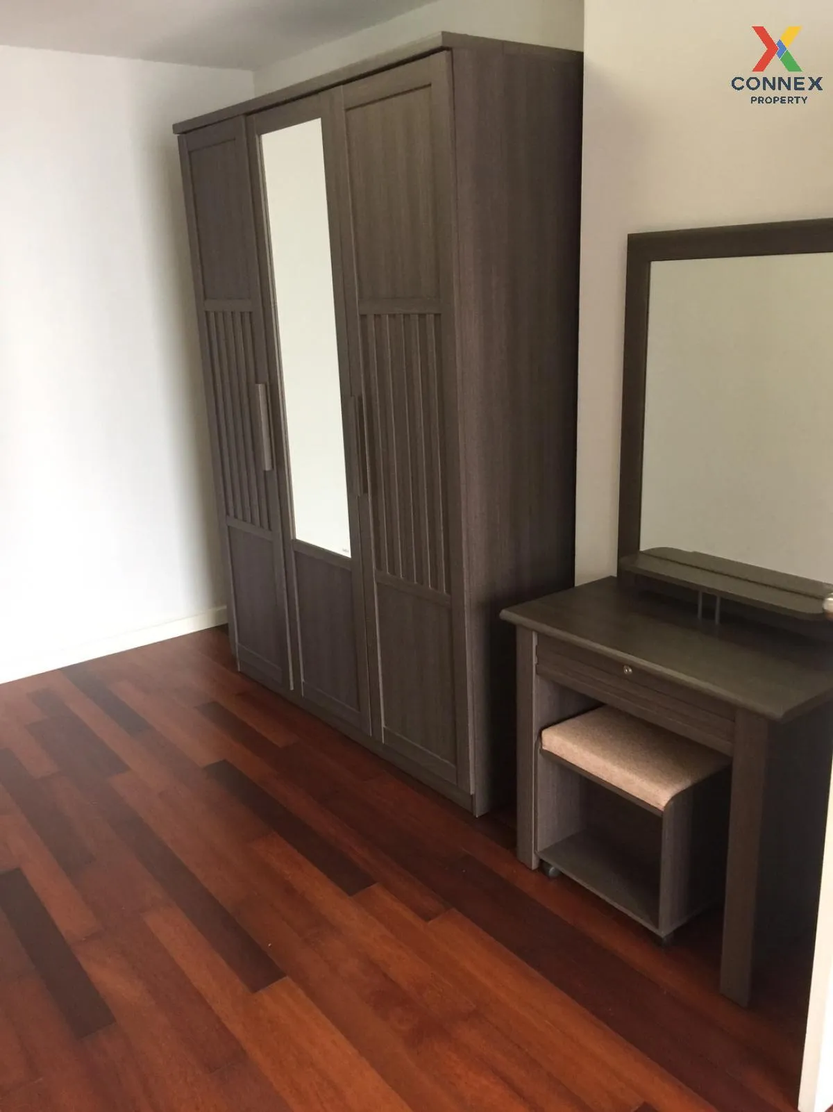 FOR RENT condo , Sathorn Plus by the Garden , MRT-Khlong Toei , C