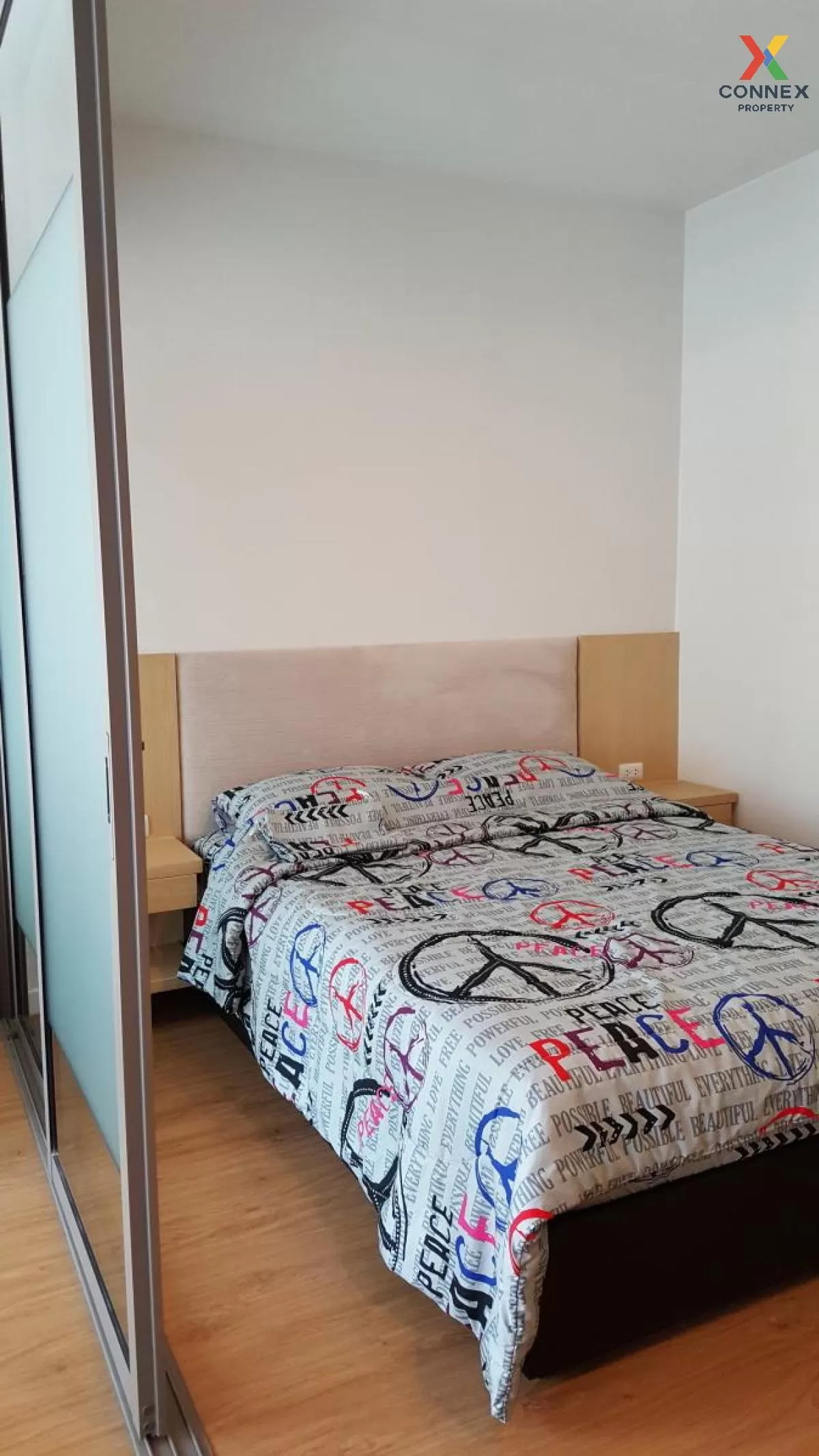 ขายคอนโด   ไซมิส สุรวงศ์ MRT-สามย่าน สี่พระยา เขต บางรัก กรุงเทพ  ขายคอนโด   ไซมิส สุรวงศ์ MRT-สามย่าน สี่พระยา เขต บางรัก กรุงเทพ  4