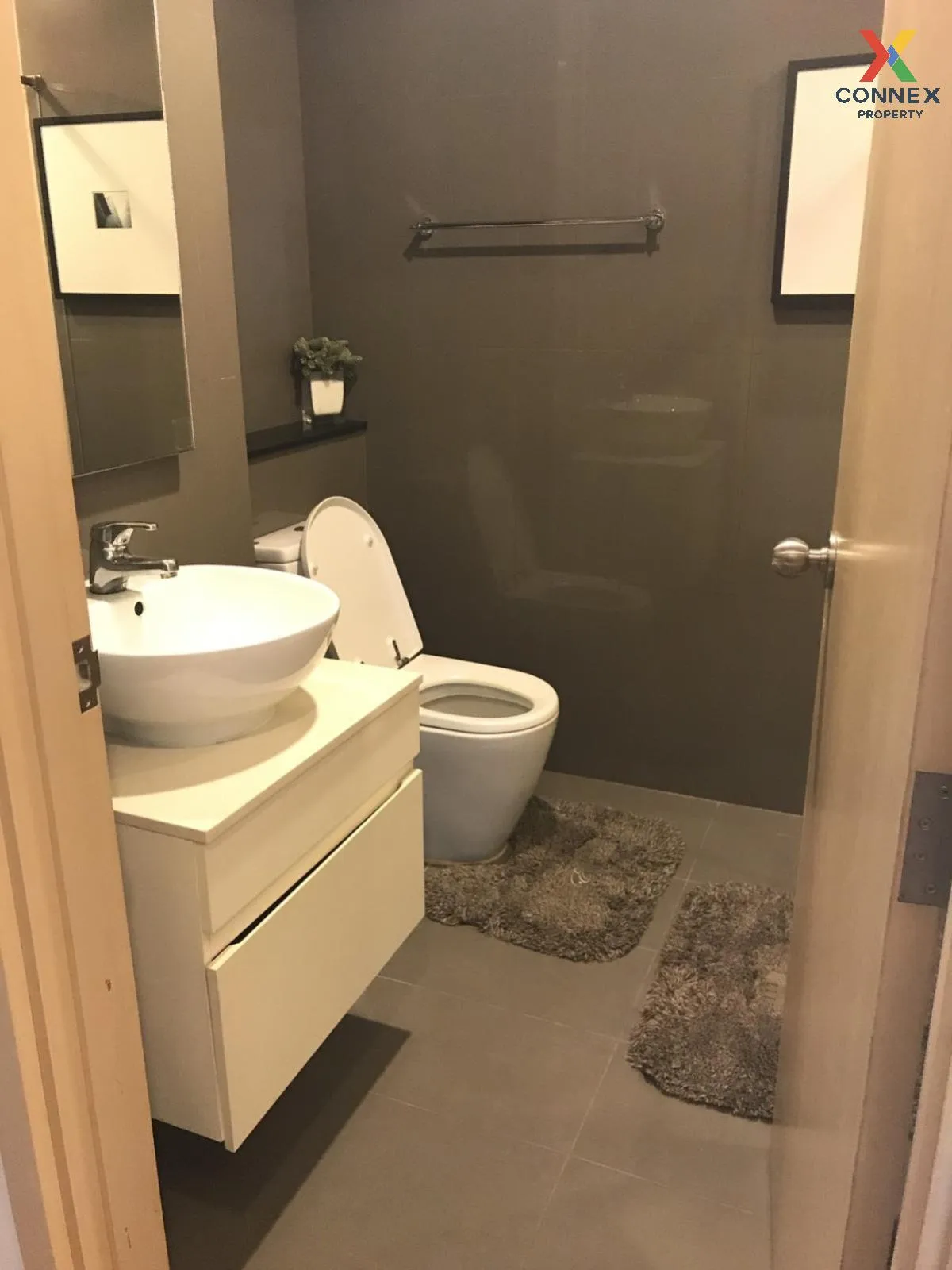 เช่าคอนโด  สิริ ออน 8 BTS-อโศก คลองเตย เขต คลองเตย กรุงเทพ CX-657