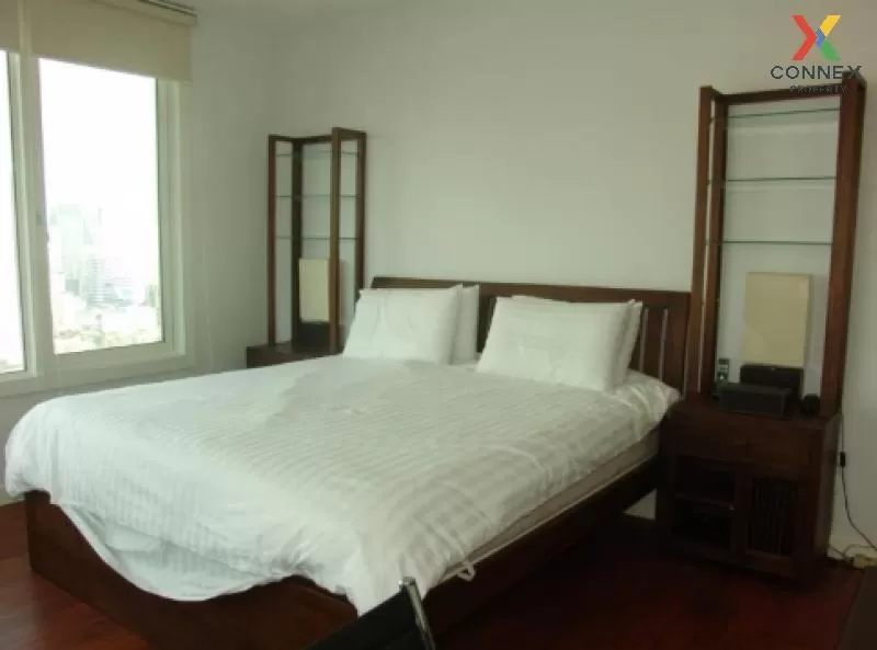 FOR RENT condo , Siri Residence Sukhumvit , high floor , BTS-Phro