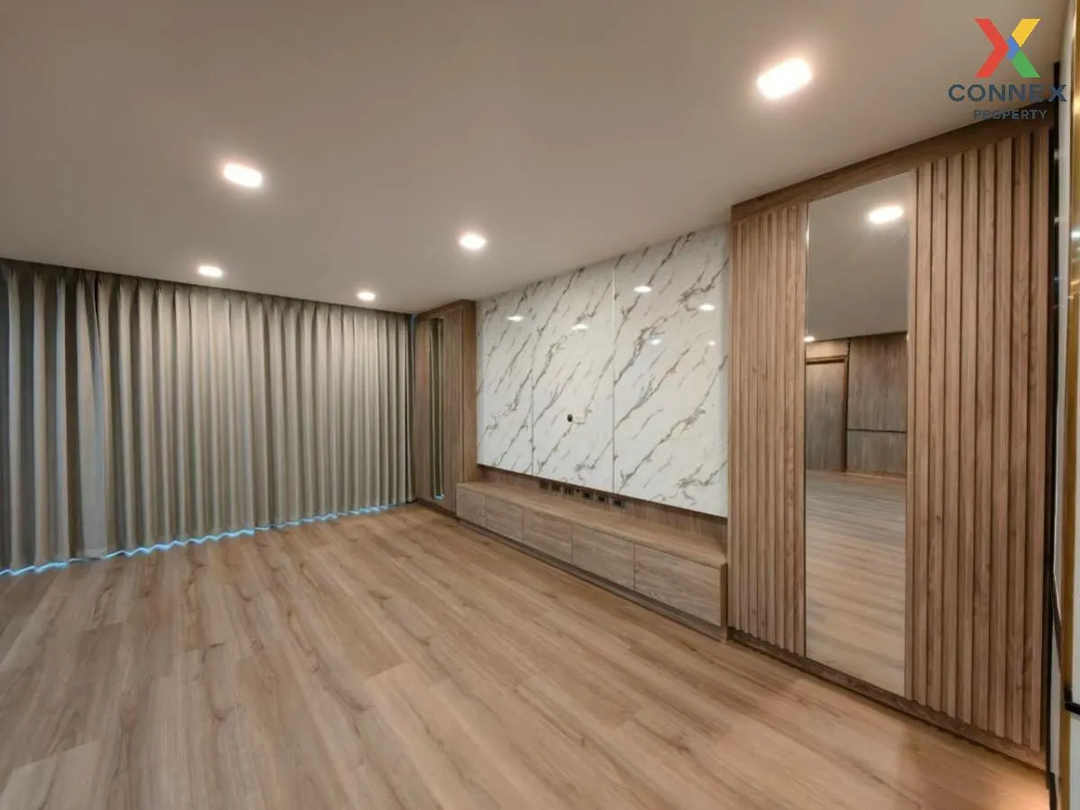 เช่าคอนโด  สมคิด การ์เด้น BTS-ชิดลม ลุมพินี เขต ปทุมวัน กรุงเทพ C 1