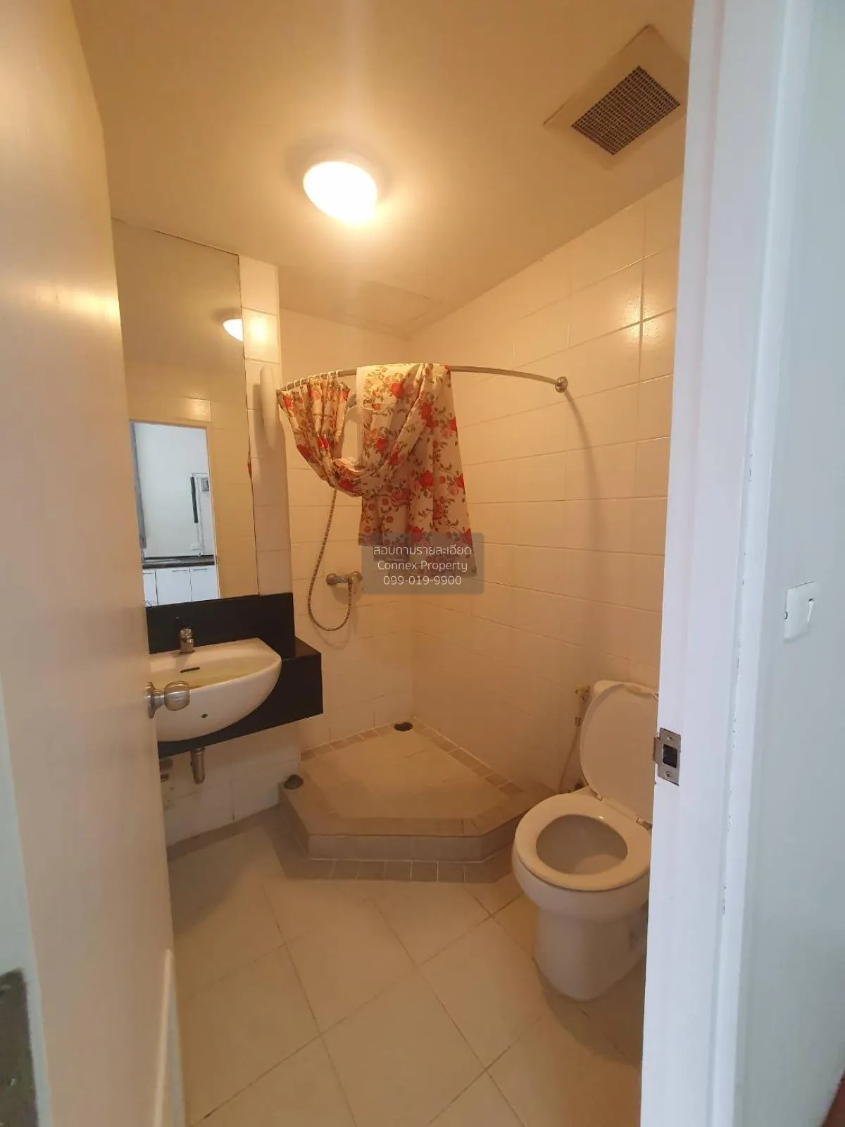 FOR RENT condo , Sukhumvit Plus , high floor , BTS-Phra Khanong ,