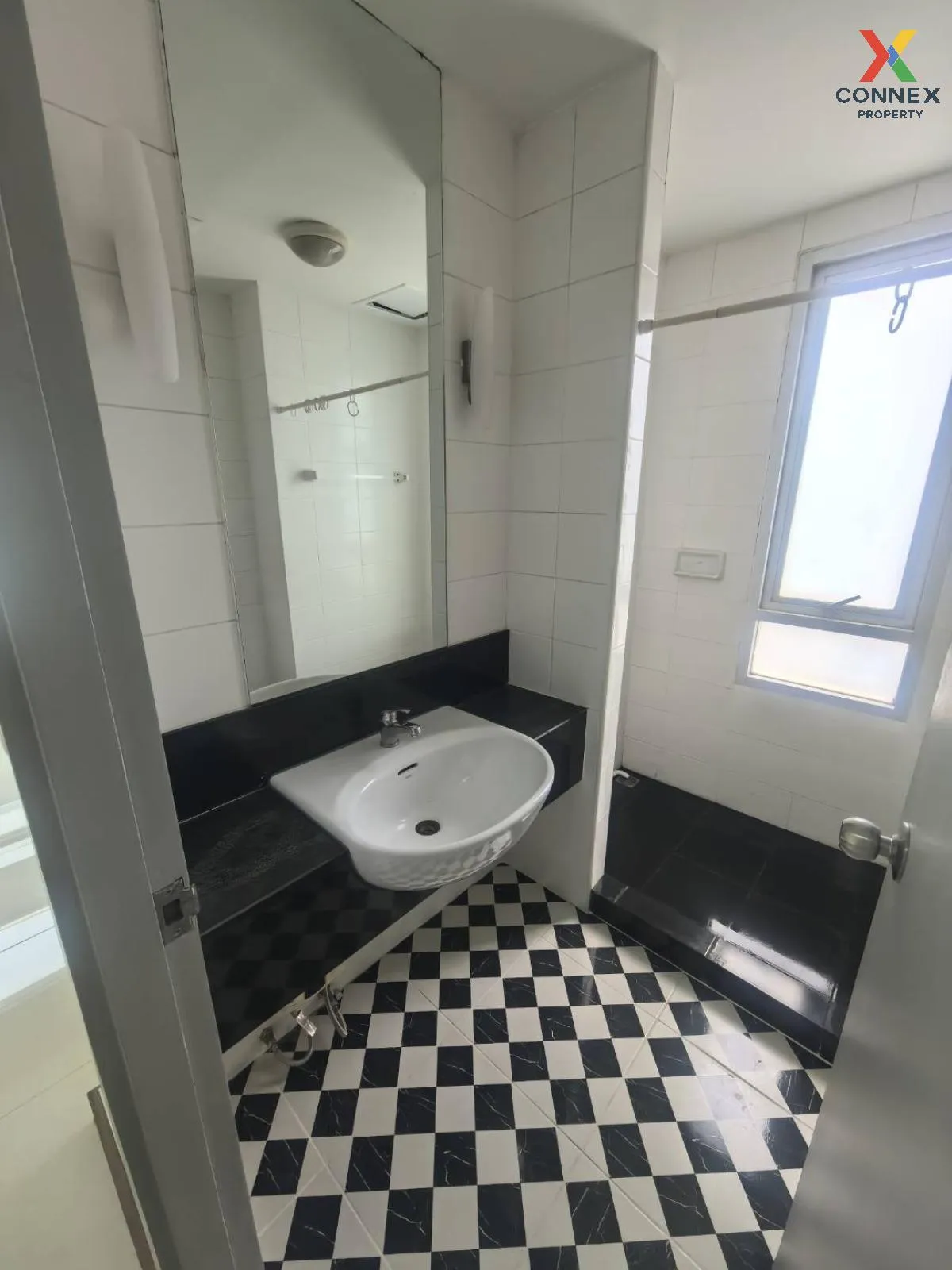 FOR SALE condo , Sukhumvit Plus , BTS-Phra Khanong , Phra Khanong