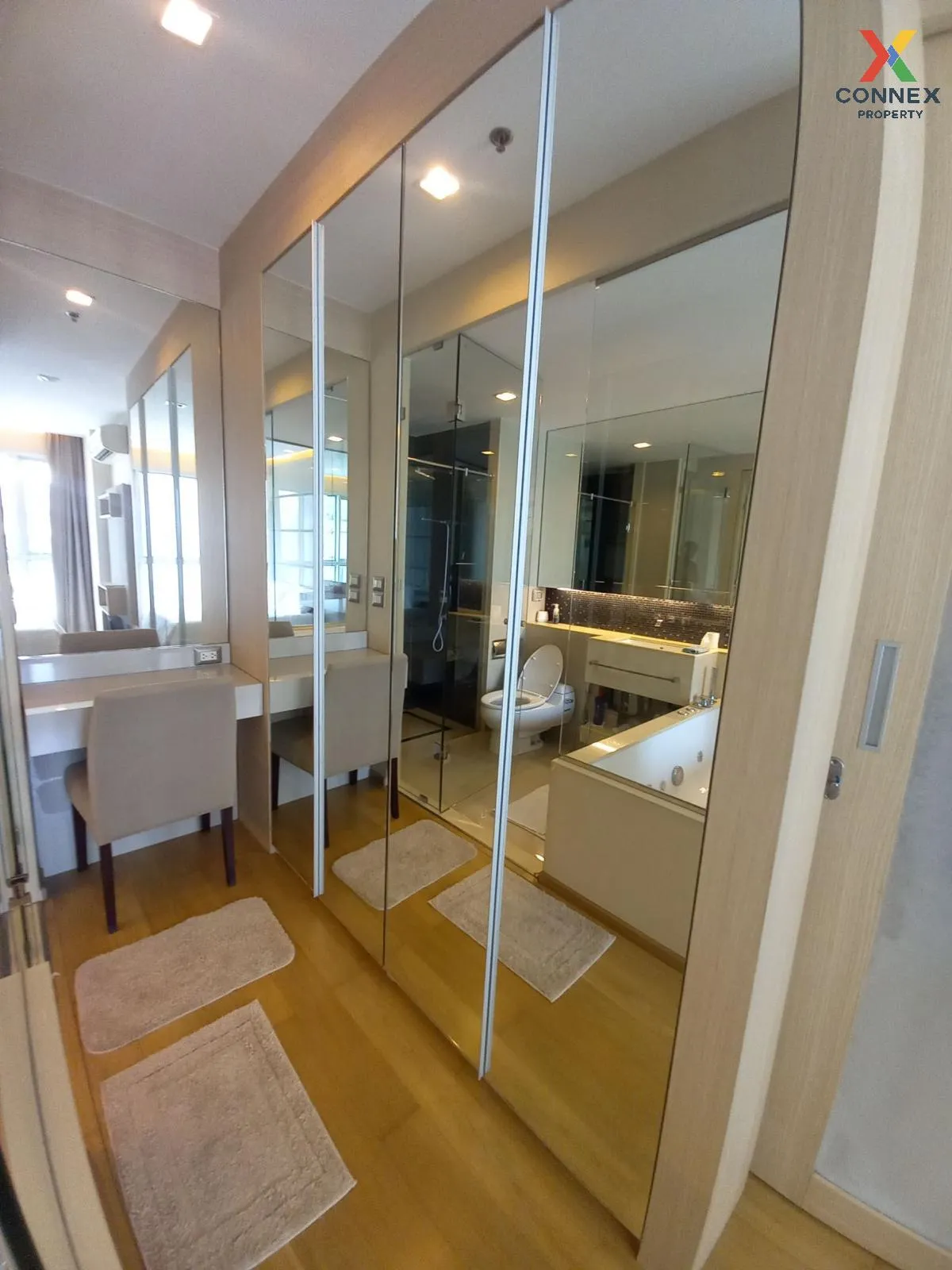 เช่าคอนโด  ดิ แอดเดรส อโศก MRT-เพชรบุรี มักกะสัน เขต ราชเทวี กรุง