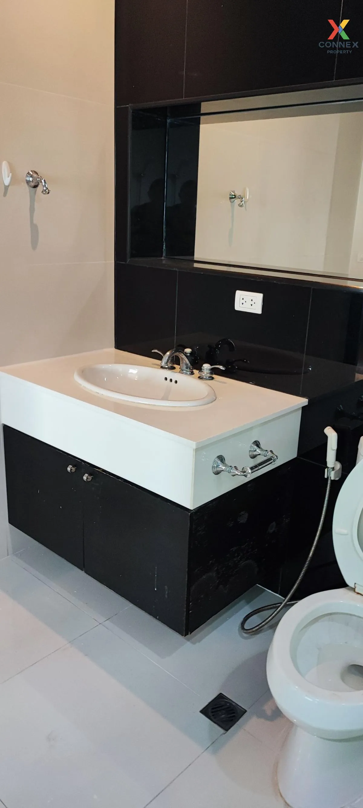 เช่าคอนโด  ดิ แอดเดรส ชิดลม BTS-ชิดลม ลุมพินี เขต ปทุมวัน กรุงเทพ