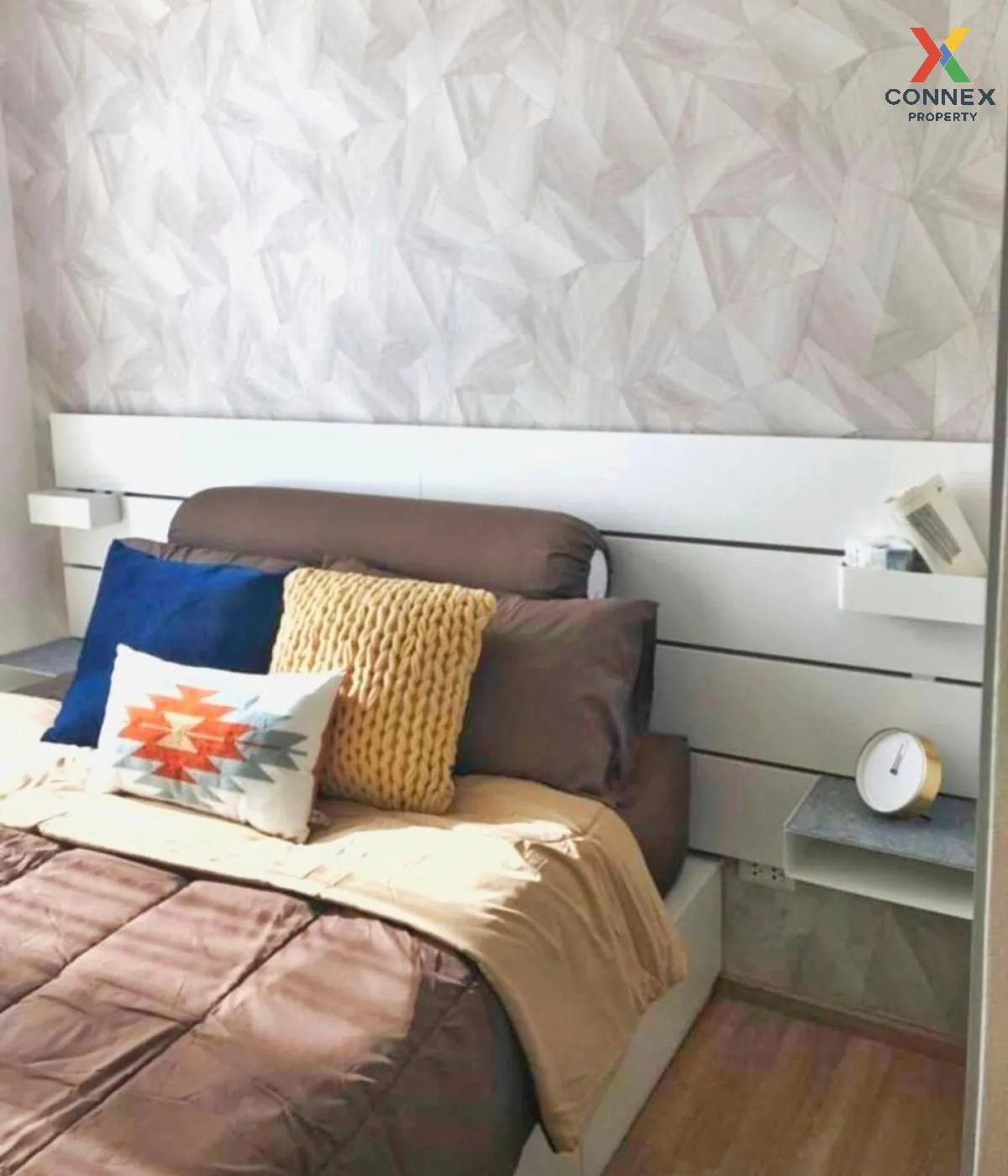 FOR SALE condo , The Base Garden Rama 9 , ARL-Ramkhamhaeng , Hua  FOR SALE condo , The Base Garden Rama 9 , ARL-Ramkhamhaeng , Hua