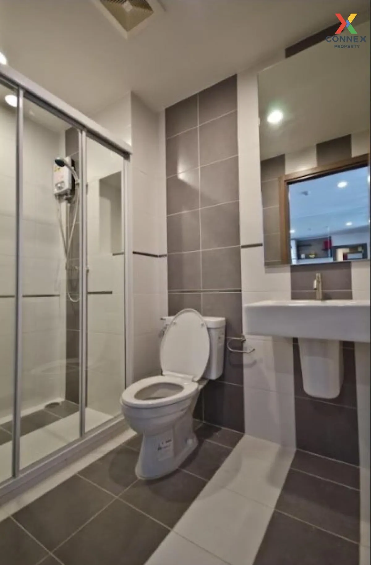 เช่าคอนโด  \nเดอะ เบส สุขุมวิท 77 BTS-อ่อนนุช พระโขนงเหนือ เขต วั