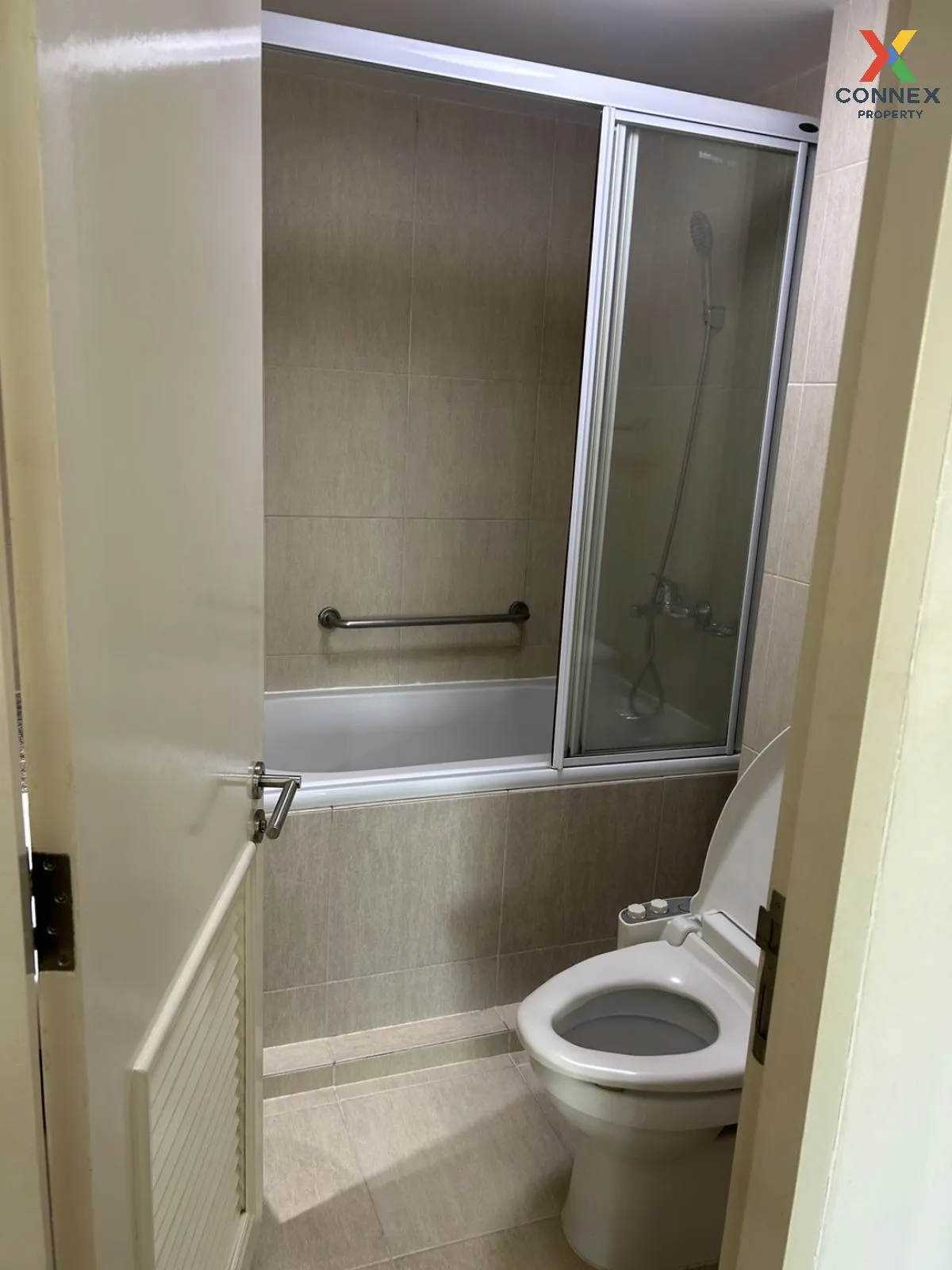 เช่าคอนโด  เดอะ โคลเวอร์ ทองหล่อ BTS-ทองหล่อ คลองตันเหนือ เขต วัฒ