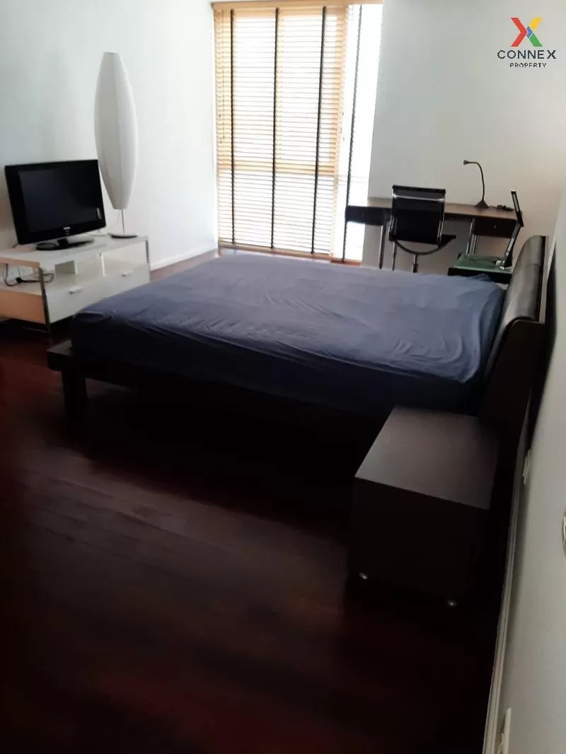 FOR RENT condo , The Legend Saladaeng , BTS-Sala Daeng , Silom , 