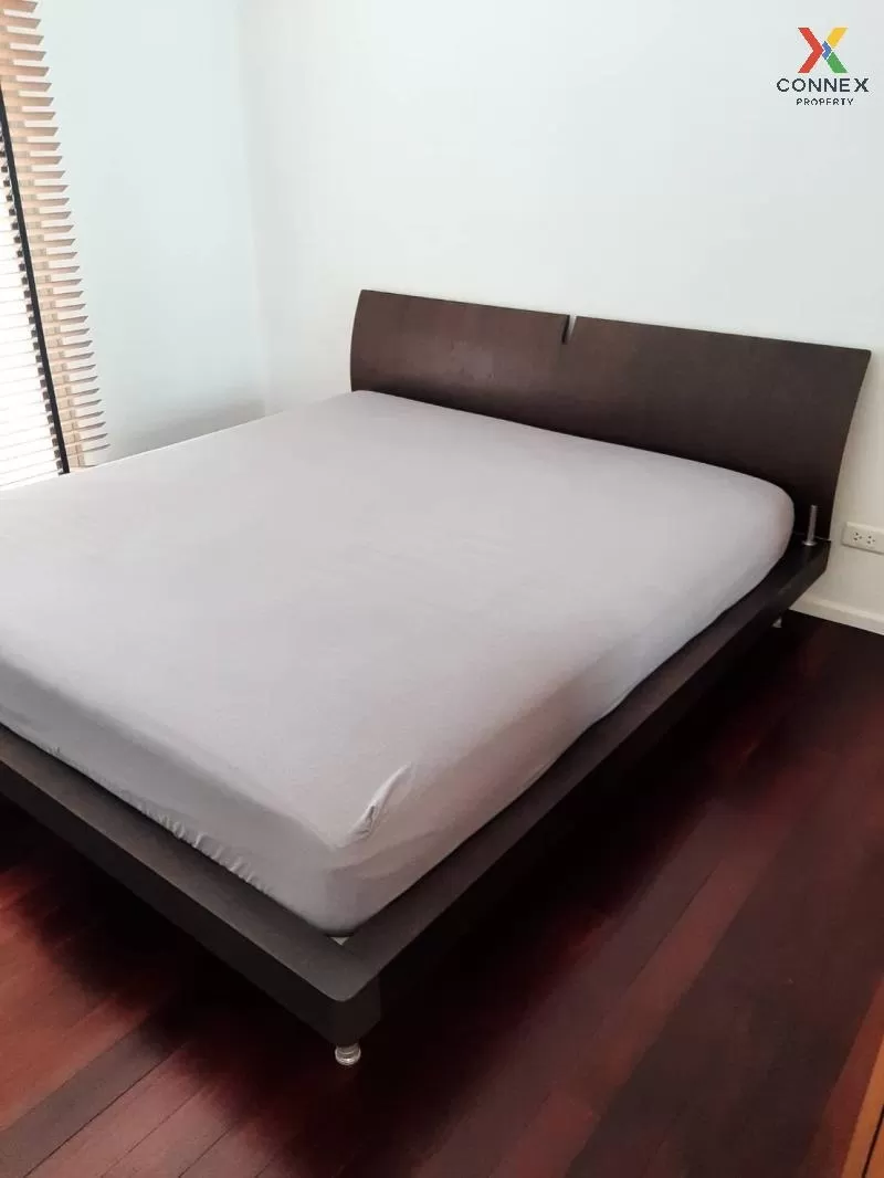 FOR RENT condo , The Legend Saladaeng , BTS-Sala Daeng , Silom , 