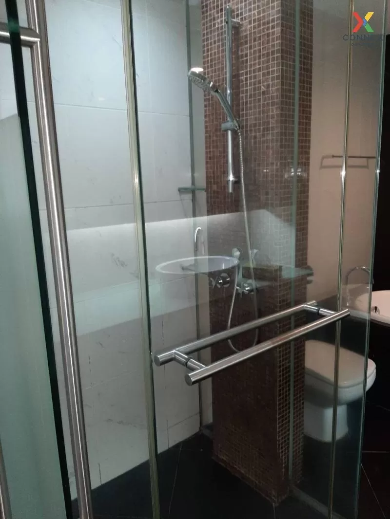 FOR RENT condo , The Legend Saladaeng , BTS-Sala Daeng , Silom , 