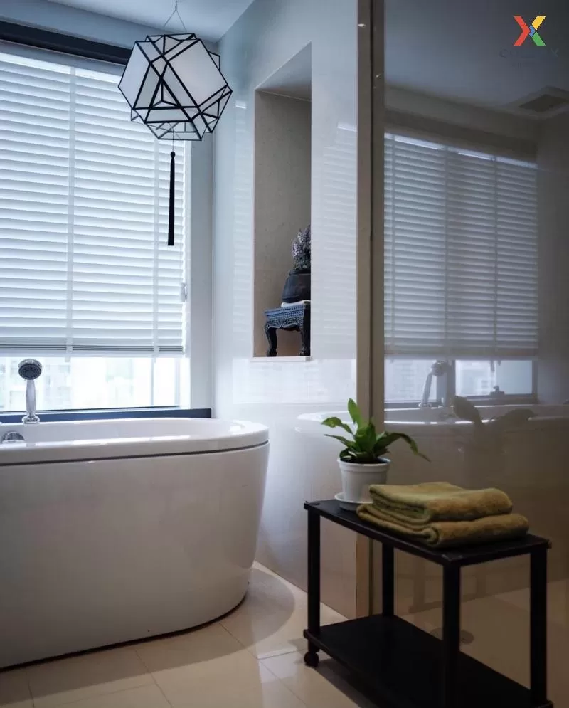 FOR RENT condo , The Royal Maneeya Tower , BTS-Chit Lom , Lumpini