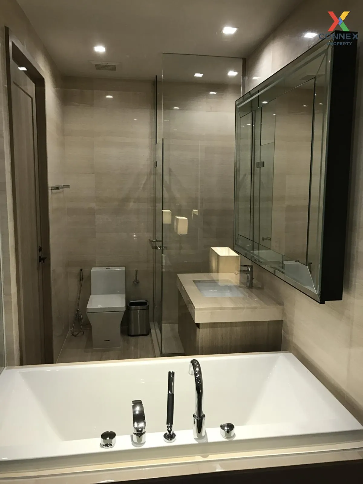 FOR RENT condo , The XXXIX by Sansiri , BTS-Phrom Phong , Khlong 