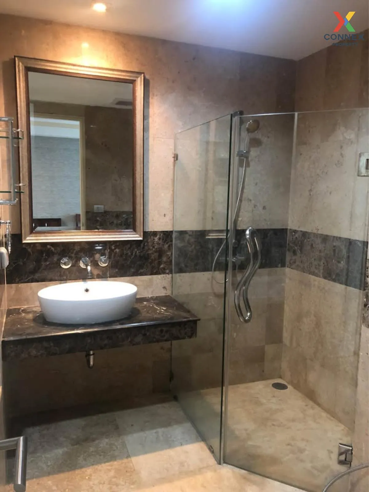 เช่าคอนโด  เออร์บาน่า สาทร BTS-ช่องนนทรี ทุ่งมหาเมฆ เขต สาทร กรุง