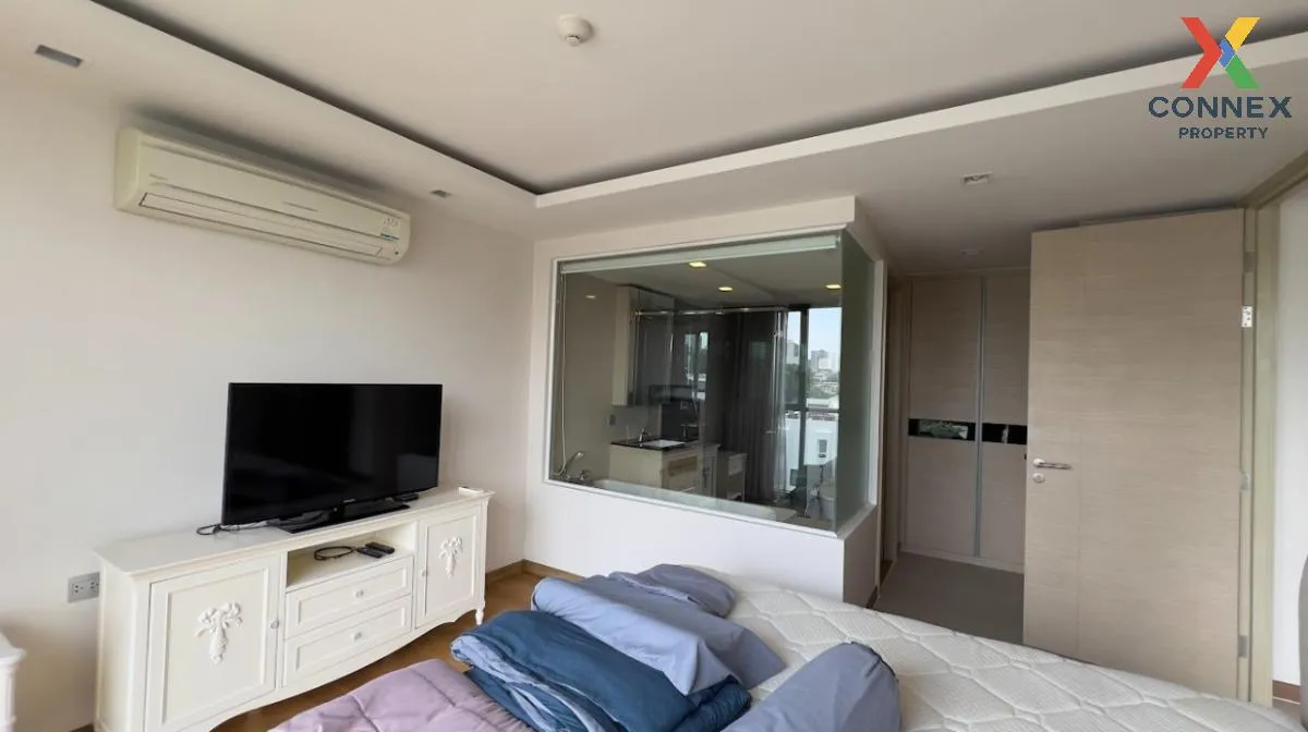 For Rent Condo , Via Botani , BTS-Phrom Phong , Khlong Toei Nuea 