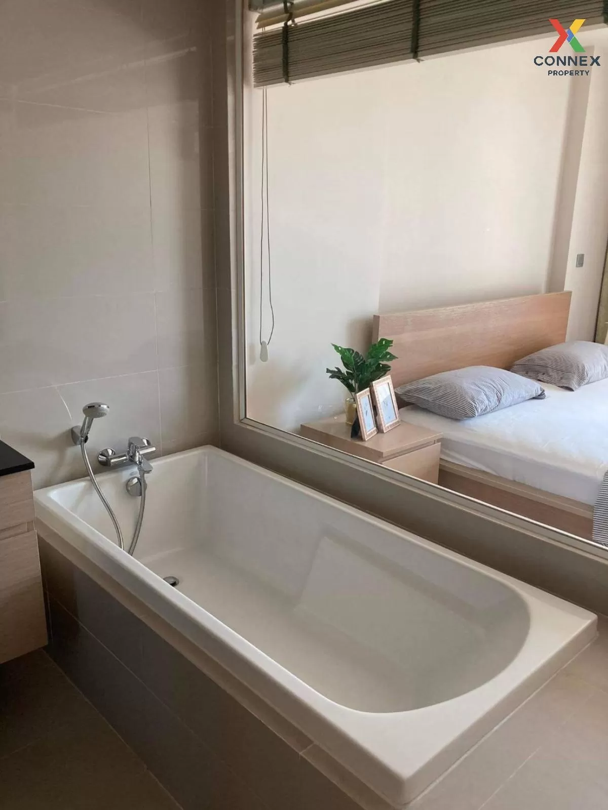 เช่าคอนโด  เวีย โบทานี BTS-พร้อมพงษ์ คลองเตยเหนือ เขต วัฒนา กรุงเ