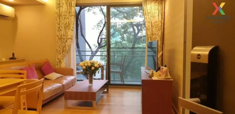 FOR RENT condo , Via Botani , BTS-Phrom Phong , Khlong Toei Nuea  1