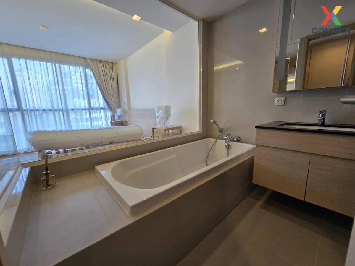 เช่าคอนโด  เวีย โบทานี BTS-พร้อมพงษ์ คลองเตยเหนือ เขต วัฒนา กรุงเ