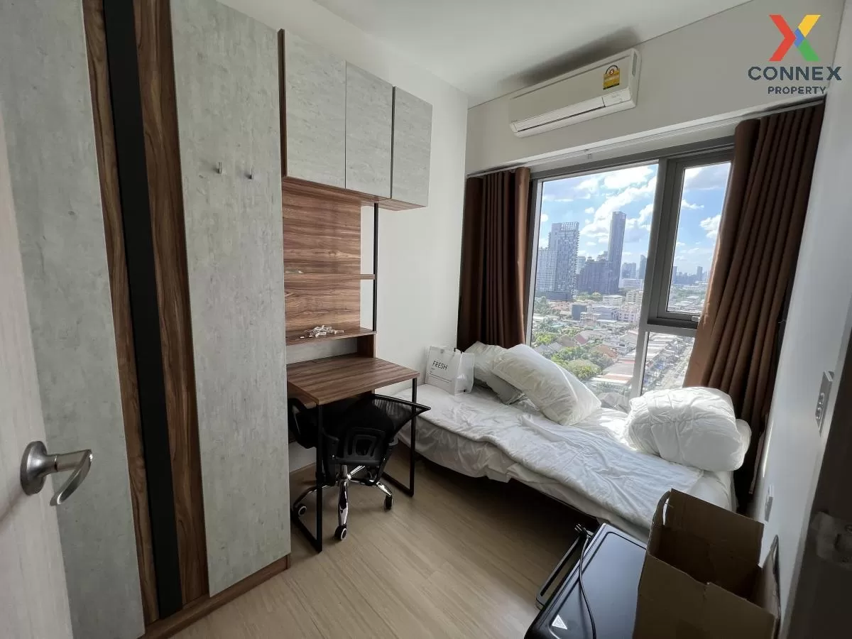 FOR RENT condo , Whizdom Essence , BTS-Punnawithi , Phra Khanong 