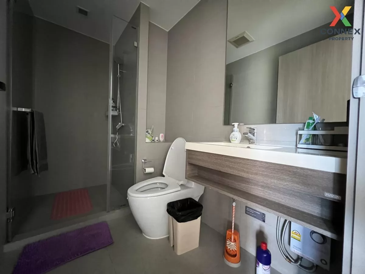 FOR RENT condo , Whizdom Essence , BTS-Punnawithi , Phra Khanong 