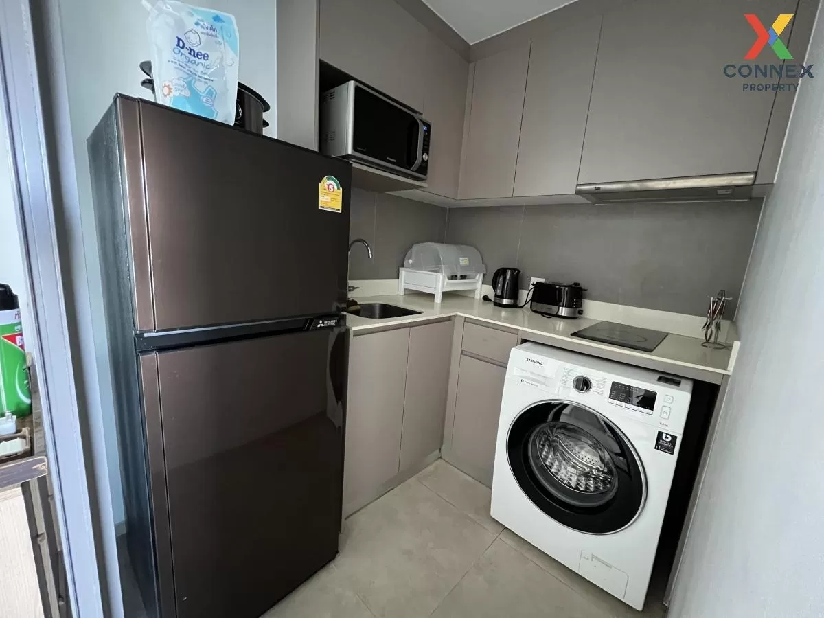 FOR RENT condo , Whizdom Essence , BTS-Punnawithi , Phra Khanong 