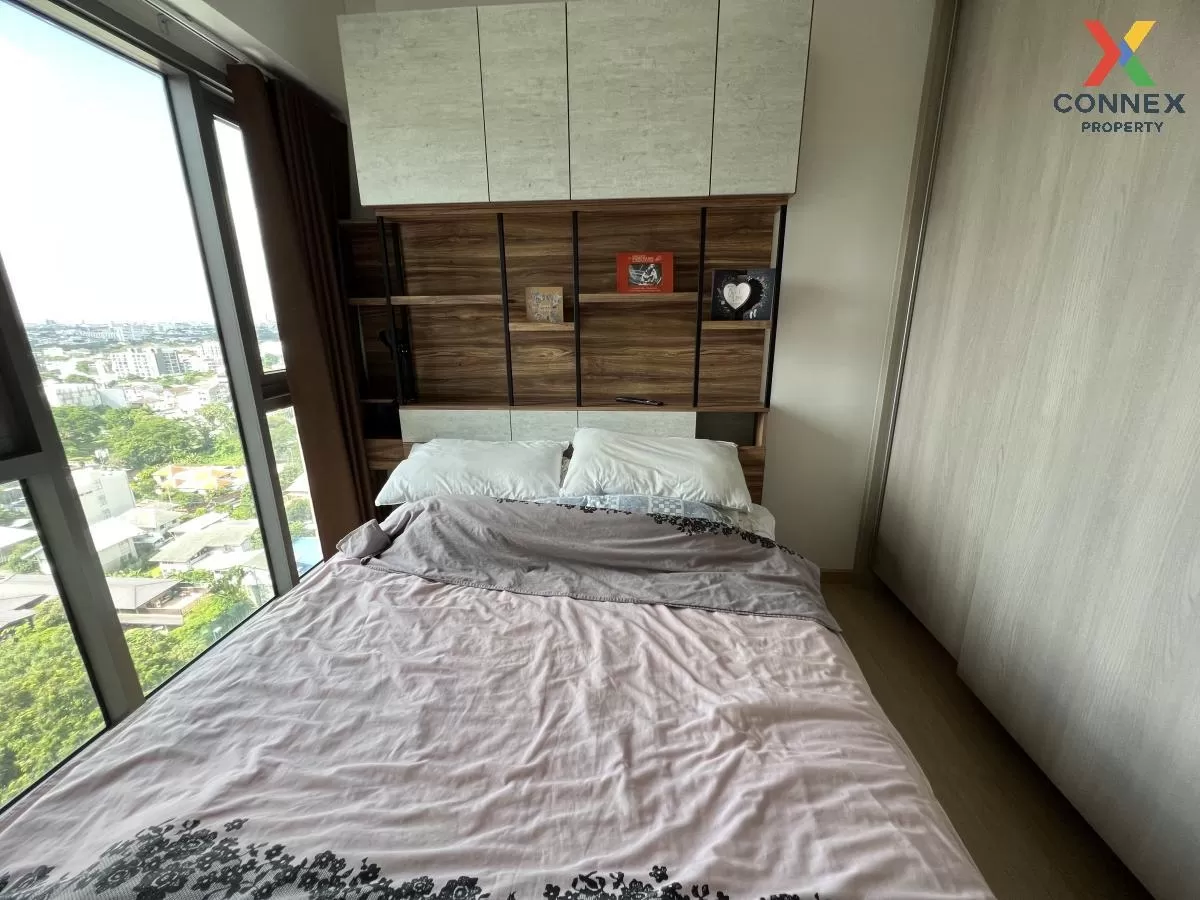 FOR RENT condo , Whizdom Essence , BTS-Punnawithi , Phra Khanong 