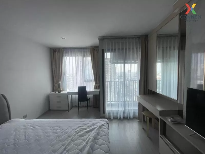 For Rent Condo , Life Ladprao , nice view , high floor , BTS-Ha Y