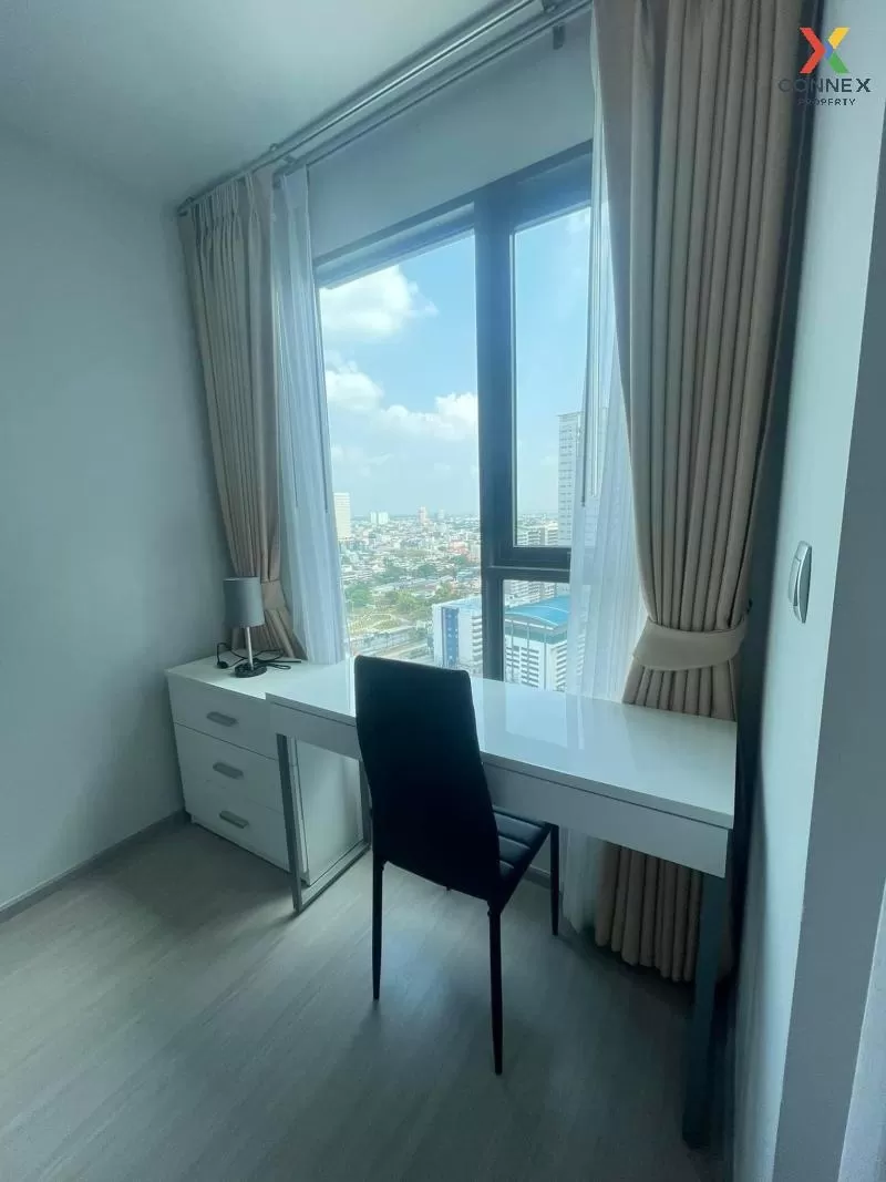 For Rent Condo , Life Ladprao , nice view , high floor , BTS-Ha Y