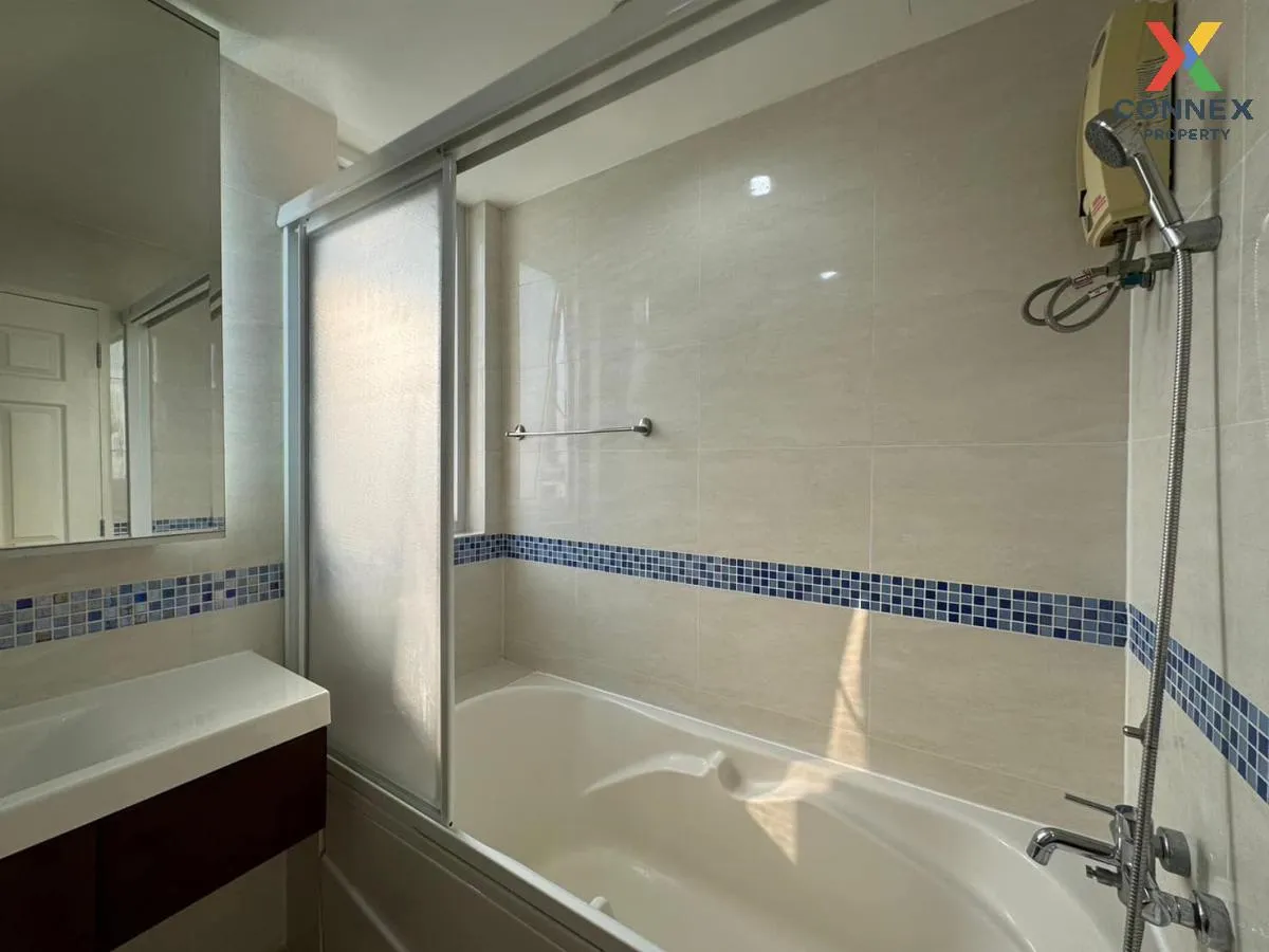 FOR RENT condo , Life @ Sukhumvit 65 , BTS-Ekkamai , Phra Khanong