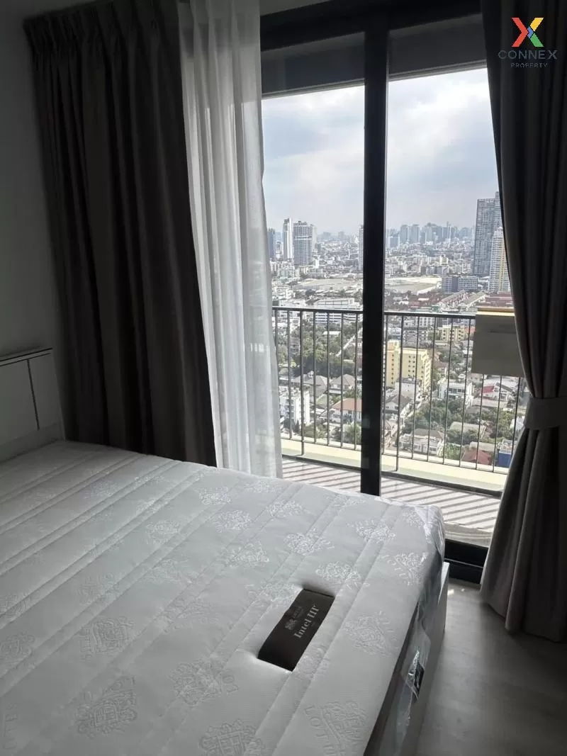 FOR RENT condo , The Line Phahonyothin Park , high floor , BTS-Ha