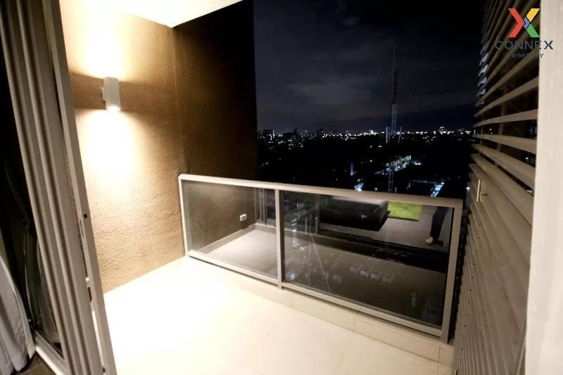 FOR RENT condo , The Lofts Ekkamai , BTS-Ekkamai , Phra Khanong N