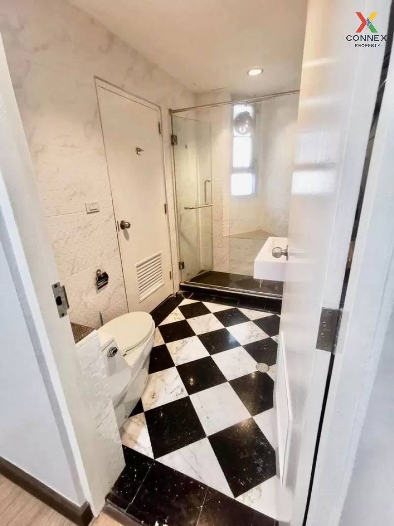 FOR RENT condo , Baan Pathumwan , BTS-Phaya Thai , Thanon Phetcha