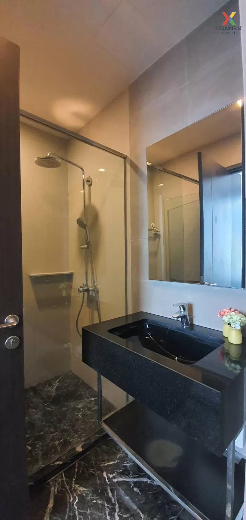 FOR SALE condo , EDGE Sukhumvit 23 , BTS-Asok , Khlong Toei Nuea 