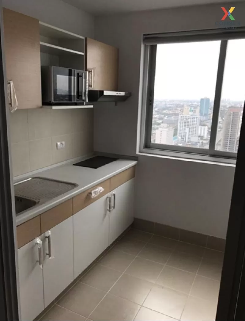 FOR RENT condo , Supalai Park Ekamai - Thonglor , high floor , BT FOR RENT condo , Supalai Park Ekamai - Thonglor , high floor , BT 2