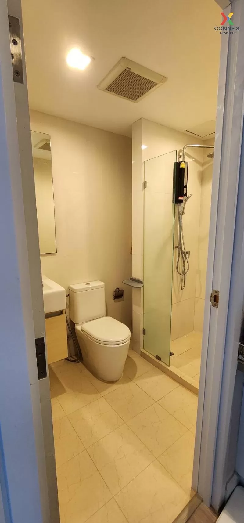 FOR RENT condo , Metro Luxe Phaholyothin-Sutthisan , BTS-Saphan K 4