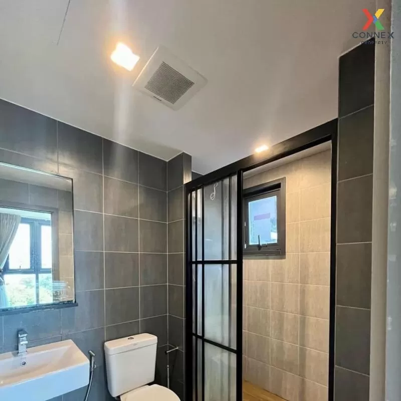 FOR SALE condo , The Base Garden Rama 9 , ARL-Ramkhamhaeng , Hua  FOR SALE condo , The Base Garden Rama 9 , ARL-Ramkhamhaeng , Hua