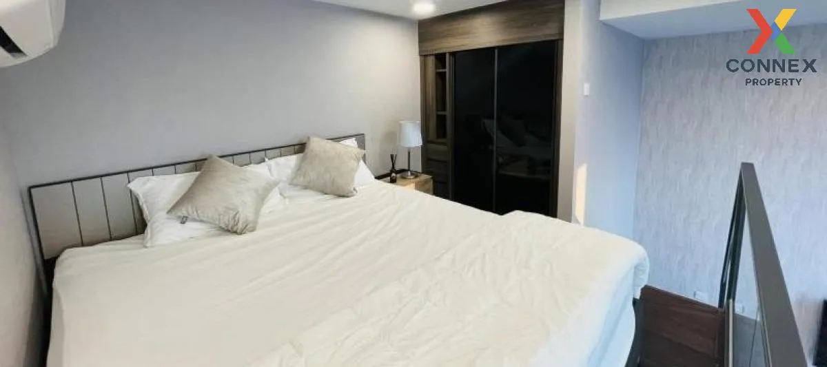 FOR RENT condo , C Ekkamai , Duplex , high floor , BTS-Ekkamai , 