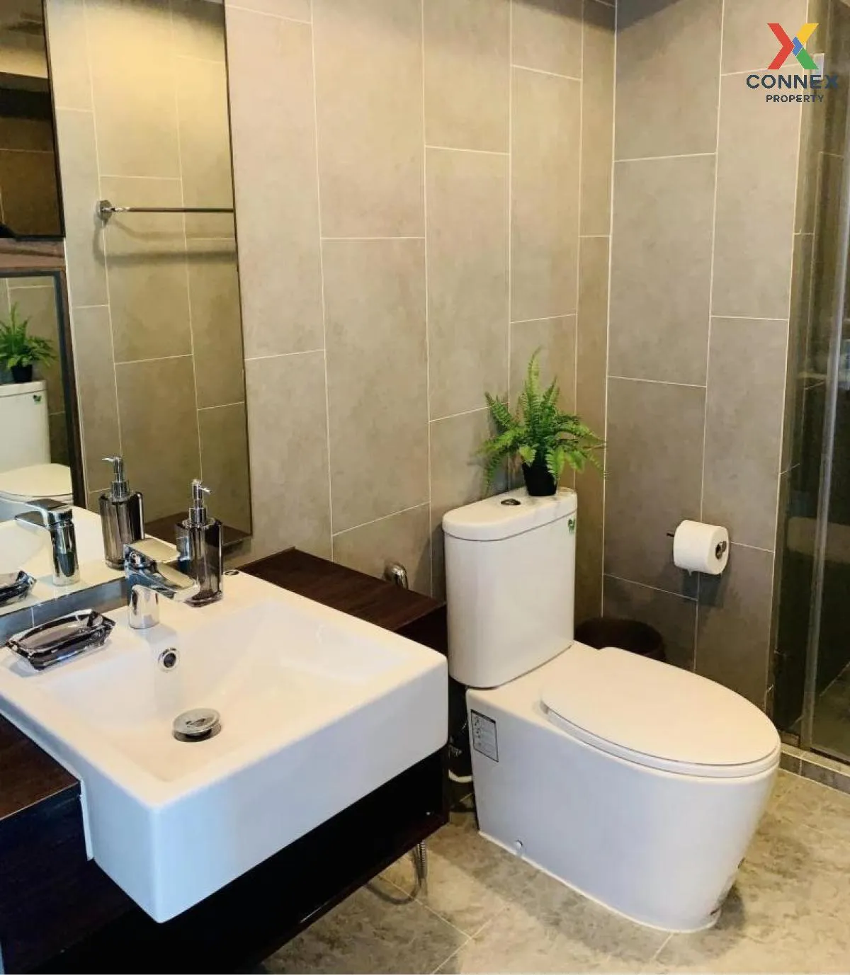 FOR RENT condo , C Ekkamai , Duplex , high floor , BTS-Ekkamai , 