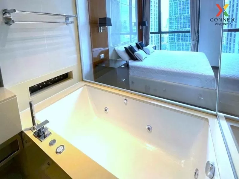 FOR RENT condo , The Address Sukhumvit 28 , BTS-Phrom Phong , Khl