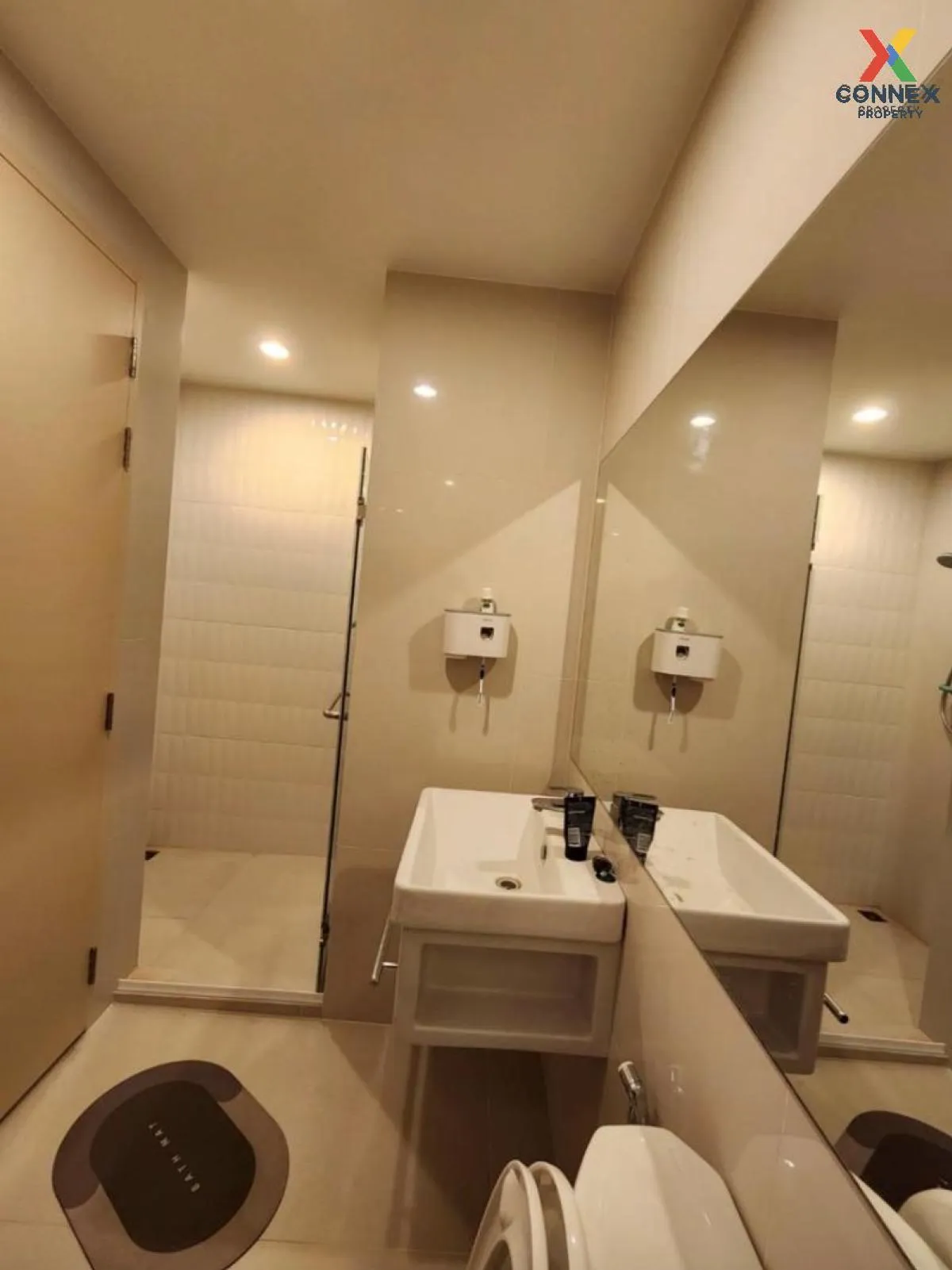 FOR SALE condo , Life Asoke , MRT-Phetchaburi , Bang Kapi , Huai 